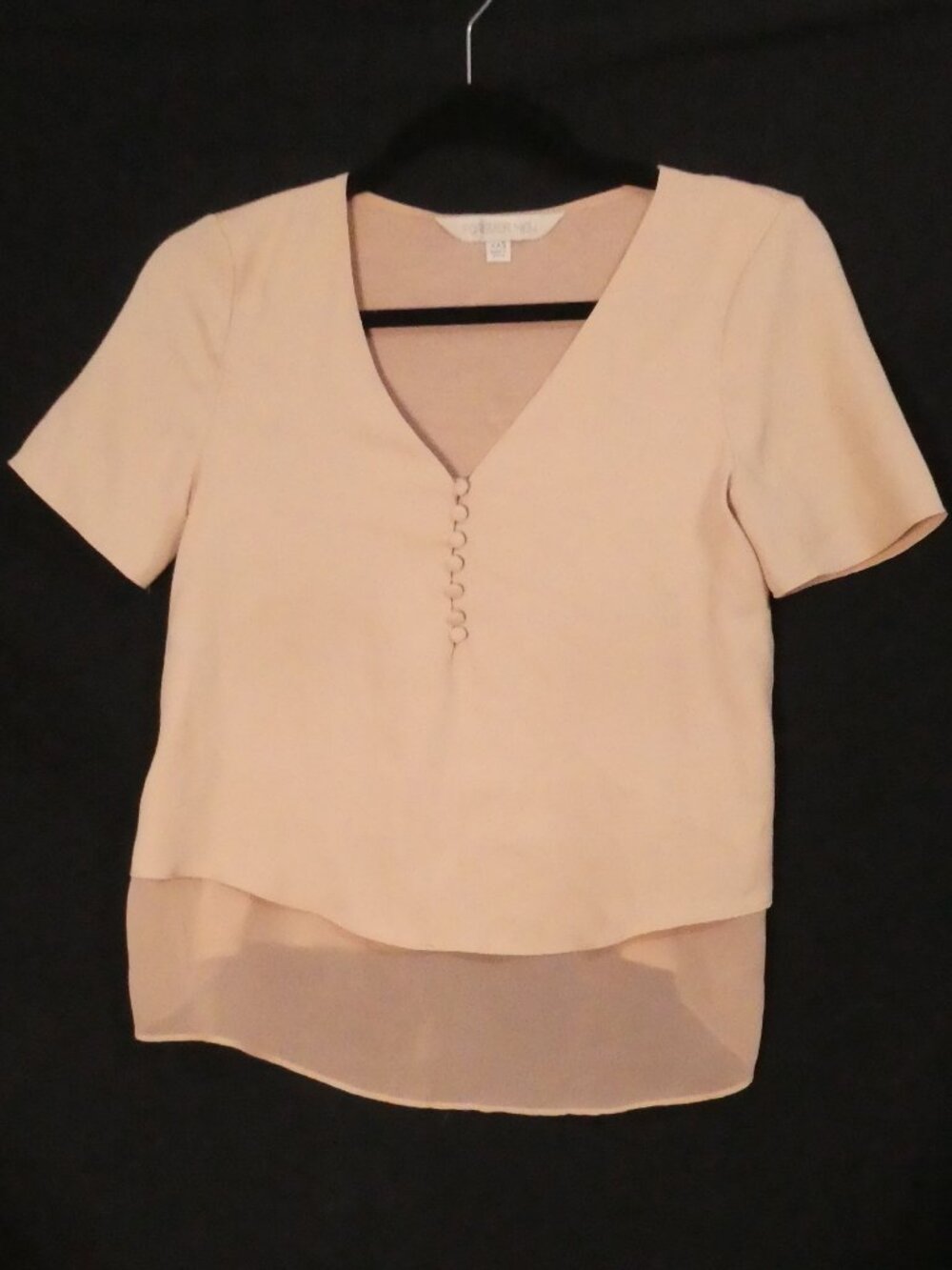 FOREVER NEW Blush Pink V-Neck Loop Button Chiffon Hem Blouse - Size XXS